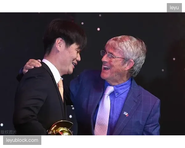 哈桑大胆征召多名新人，为球队注入活力的同时也带来了经验不足的风险。